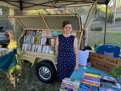 Mobile bookstore bringing secondhand books to a location near you in Naarm/Melbourne, Australia. Run by @LefaSN.