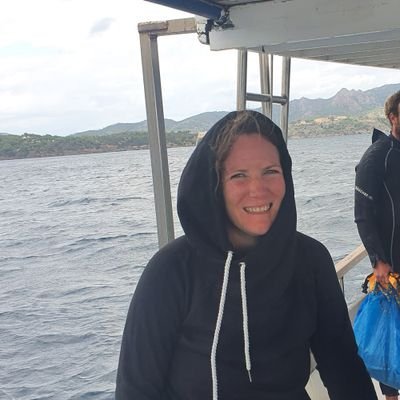 irreweben's profile picture. Wasserratte

Drink coffee - do stupid things faster with more energy