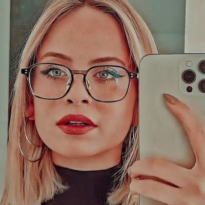 AyeMele16375813's profile picture. Ayşe aganız