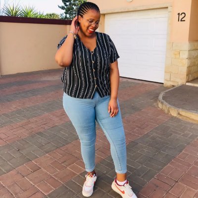 siyanezwa_t's profile picture. 