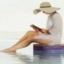 BeetNeira's profile picture. Ser libre