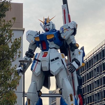 プラモ(主にガンプラ)をはじめました‼️初心者なのでアドバイスいただけると幸いです。 よろしくお願いします