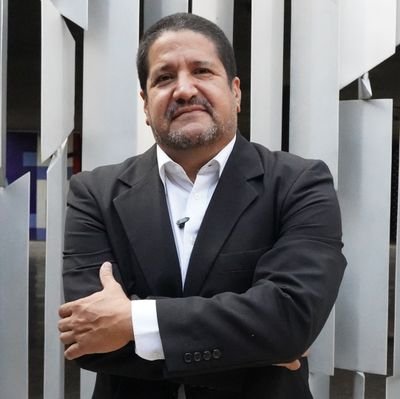 Vicepresidente de la Asociación de Profesores de la UCV, Economista, Msc. en Moneda e Inst. Financieras, Prof de Economía UCV, Judoka y Papá.