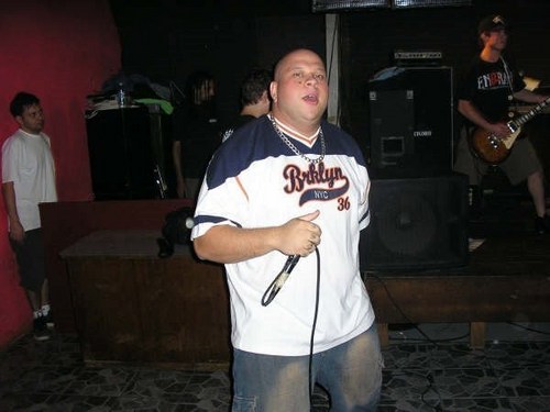 metaleiro/cervejeiro/rabiscado...mais sou gente boa !! hahahaha