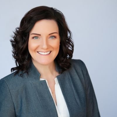 AliciaKahrs's profile picture. On an adventure with Michael ♥️ Advocate for love and authenticity. Believer in trying again. Thankful for second chances.