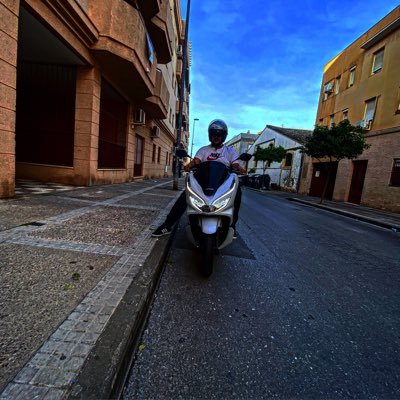 Ramiirez16's profile picture. 