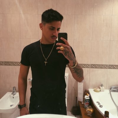 mayronsanttoos's profile picture. 📍🇵🇹