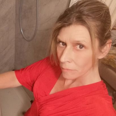 Mother to four busy children, who are cricket and hockey mad!