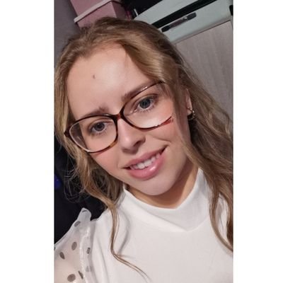 courtneybreed2's profile picture. 