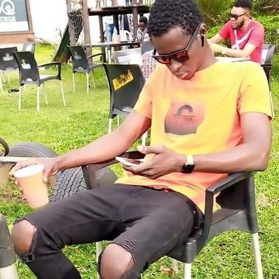 I Stan the devils of United 👹 & wizkidfc 4life✌💝💋 I 💯 follow back asap👍 💕 Let keep it Real ♥
IG: sojaymane