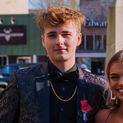 connorkersting_'s profile picture. 