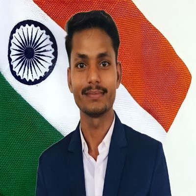 खुलकर करूंगा तेरे हर ज़ुल्म की मुख़ालिफ़त,,
तू वक्त का तख़्तनशी है मेरे मुल्क का खुदा नहीं !!✍︎