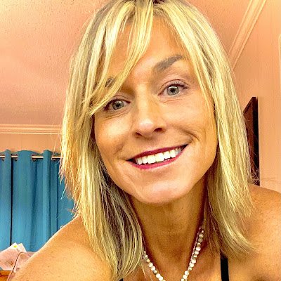 SmithEastridge's profile picture. Good looking, kind, mother, photography lover. details matter, and doesn't play well with electronics.