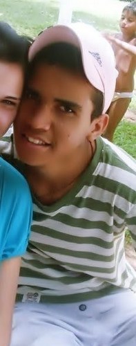 -  Amizade é como cordas de violão, elas se quebram e podem ser remendadas, mas nunca terão novamente o mesmo som'