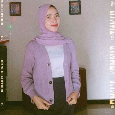 inces_iren's profile picture. 