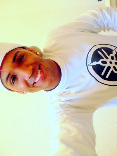 Orkut: http://t.co/XscVN1Rv2F

Msn : a-lesson@hotmail.com