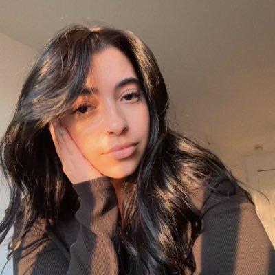 alyssaaconte's profile picture. My entire personality is being obsessed with Harry Styles.