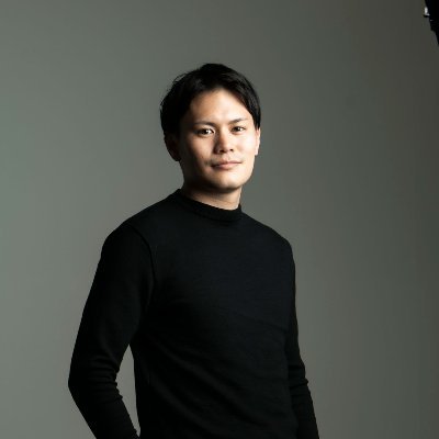 日本酒という職人の作品を通じて、日本の文化の美しさと深みある伝統を伝え、世界中のライフスタイルを彩るラグジュアリーブランドを目指しています。
TAKANOME 創業者 / 国際利酒師/ 株式会社Forbul 代表取締役