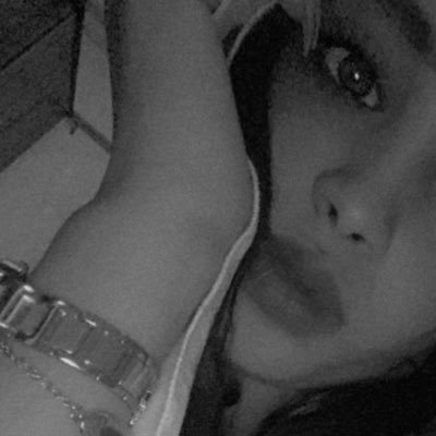 yasmoody1's profile picture. Moon