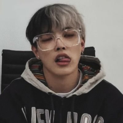 ⋆ · ✫ . ✧ · * ⋆ 𝓸𝓹𝓮𝓷 𝔂𝓸𝓾𝓻 𝓮𝔂𝓮𝓼 · . . ✧ * ˚ . ˚ · ✫ ·✧ · * * ˚ .⋆ · ✫ . ✧ ˚ . ˚ · ✫. ✧ · *