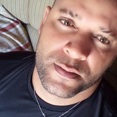 Aventureiro apaixonado pela vida
sempre em viver bem a vida
