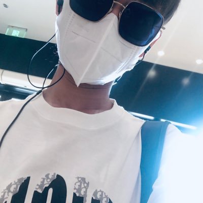 Carson27377031's profile picture. 摆烂怎么了，摆到底就不烂了....
