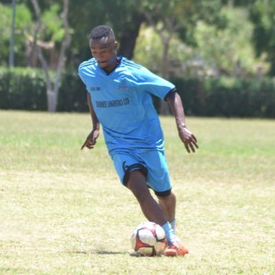 A man himself, computer programmer, IT proffession and Football prayer💪⚽️