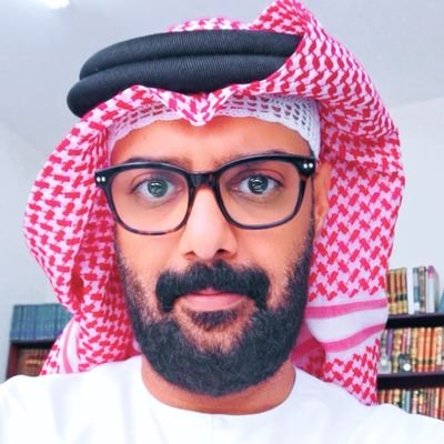 - محاضر ومدرب في القيادة والتخطيط والابتكار واستشراف المستقبل🏅
- مؤلف كتاب: القيادة بطريقة محمد بن راشد 📖
- كاتب في هارفارد بزنس ريفيو 🗞
 - خط احمر 🇦🇪