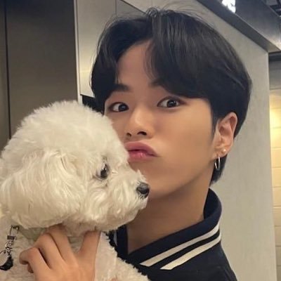 jayhuek's profile picture. jaehyuk housewife.