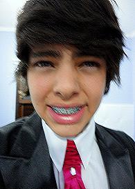 14 anos, leonino, skateboarder, estudante, São Paulo FC,violão,azul, macarrão... o resto eu te conto depois, #FOLLOW .