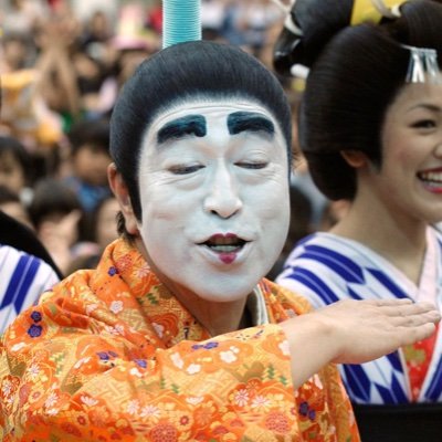 musashingo4's profile picture. パイ投げに興味あります。おしろい、舞妓などの白塗りや、コスプレ、網タイツ、ニーソにも興味あります。