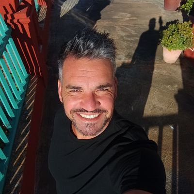 Exjugador de fútbol, Entrenador de fútbol, coordinador de la escuelita de FC La Garita ⚽ 2 entrenador de Regional C de la UD Las Palmas e Infantil fundación