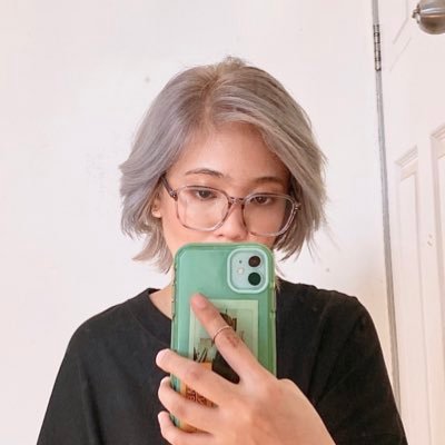 ascorbiceline's profile picture. some days, i feel like a tyrannosaurus wreck 🦖