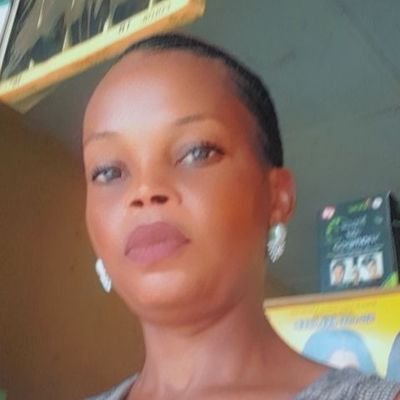 chrixiana's profile picture. 