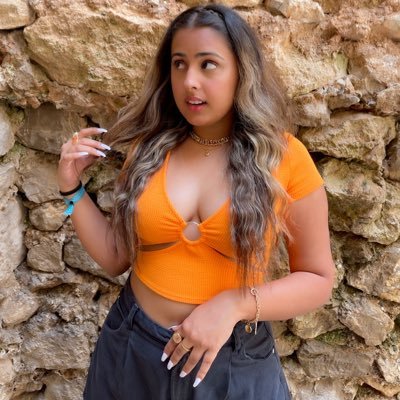 eshnapridh's profile picture. I love to love, I feel so much, I get carried away❤️‍🔥