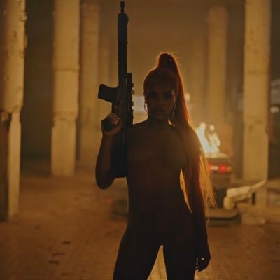 bumbumbidum1's profile picture. Something btwn tr0ll!ng and talking shit