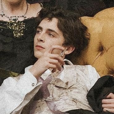 callmediyaheyy's profile picture. this is me