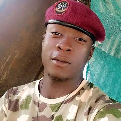 Love is the irresistible desire to be desired irresistibly❤️❤️🌹🌹.🇳🇬🇳🇬🇸🇳🇸🇳