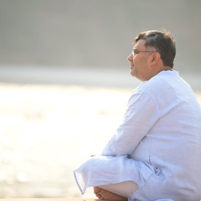 #Life is #Beautiful. IT professional, Web & Graphic #Designer, Stress Management Expert, Home #Chef. Love to #breathe & #meditate. love for #Ganga #Rivers