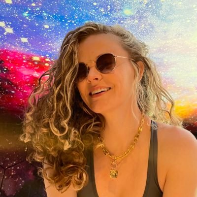 RachelEllenEck's profile picture. Graphic designer, podcast aficionado, and mom of the fastest little dude in his age bracket. Taller than you. Follow me on IG @rachel_e_lettering