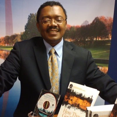 FrancisDumbuya1's profile picture. An educator, a writer, an entrepreneur, and someone who supports others in reaching their highest potential.