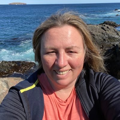 Homesick Newfoundlander living away. Tech Marketer. Proud mom.