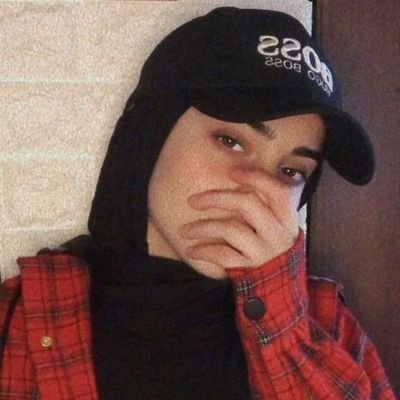 iu8h7's profile picture. قليل من اللامُبالاة تجعل الحياة أفضل 🖤.