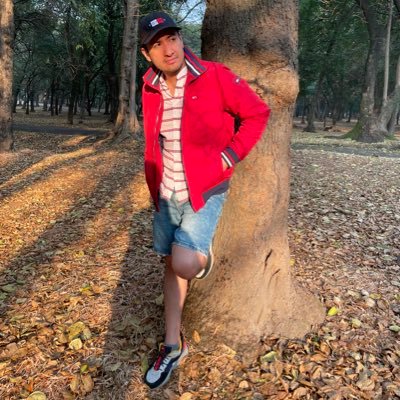 caredlimas's profile picture. Profesor | Marketero | ChatGPTer | Administrador | Freelancer | Experto en NOMs | UAMero | Humano. Al fin.