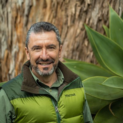 ... busco Alianzas para en conjunto generar sabiduría, aquella que nos permita encontrar la Paz, para la Gente y  el Planeta a través de una justa Prosperidad.