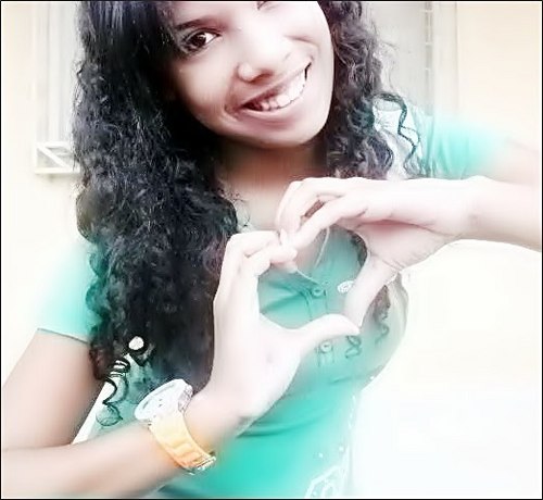 As melhores risadas e palhaçadas são com você, eu te amo @clarinhahalpern - @MyReasonLuaB ♥ ~ Since: 27/08, seguida e oficializada no mesmo dia :}
