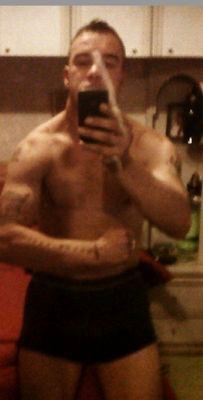 Andrew88648307's profile picture. I am a family man 1985