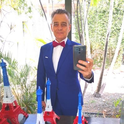 Ambassadeur de France en Jamaïque.
French ambassador in Jamaica
法国驻牙买加大使
Mes tweet, RT et like n'engagent que moi. My tweets, RT and Like are my own.