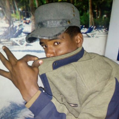 AlsfyrMwfq's profile picture. 