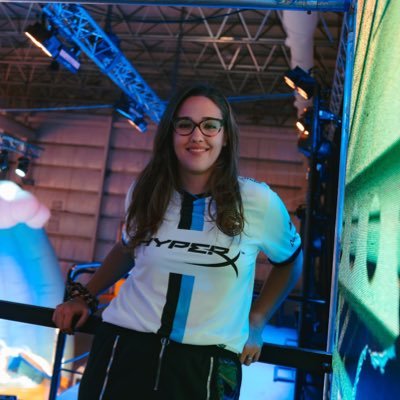 Comms & Mkt @teamisurus @studioisurus 🦈💙 | anto@isurus.gg